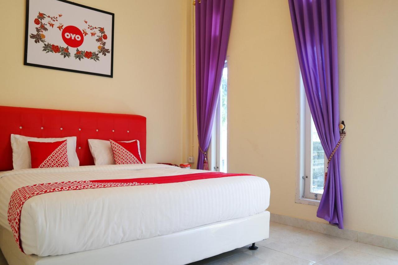 Oyo 2202 Delima Guest House Syariah Padang  Exteriér fotografie